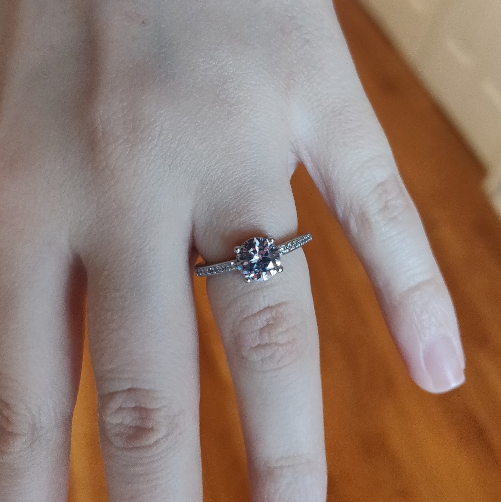Circular solitaire ring - Picture 3 of 4